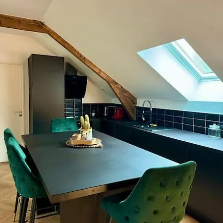 L Emeraude 아파트 *