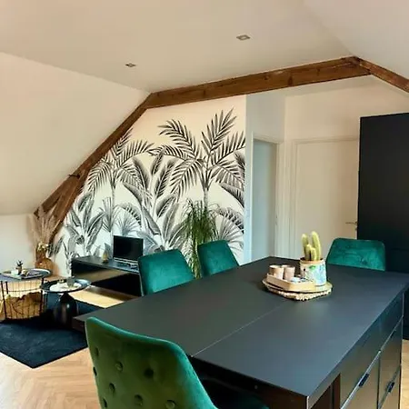 L Emeraude Lägenhet *